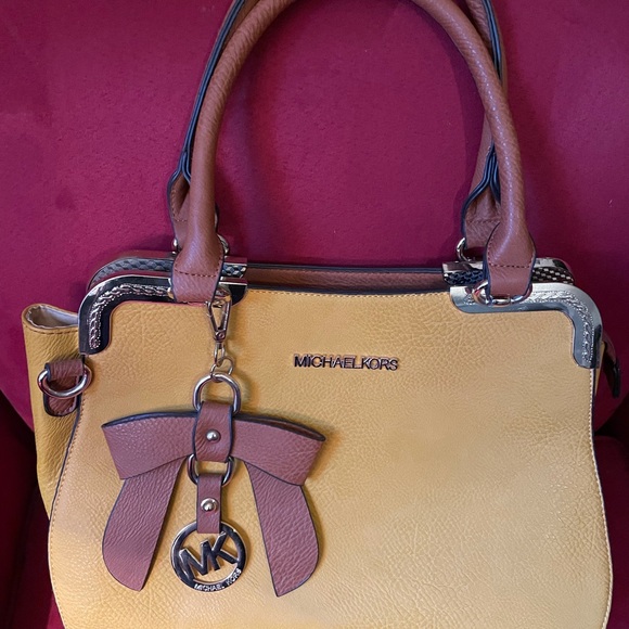 Handbags - Beautiful designer inspired NWOT handbag